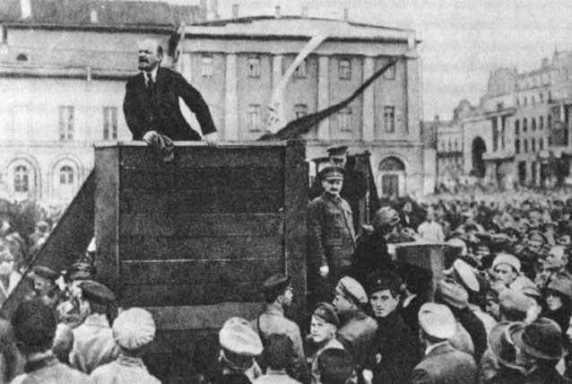 Lenin mit Kamenjew and Trotzki